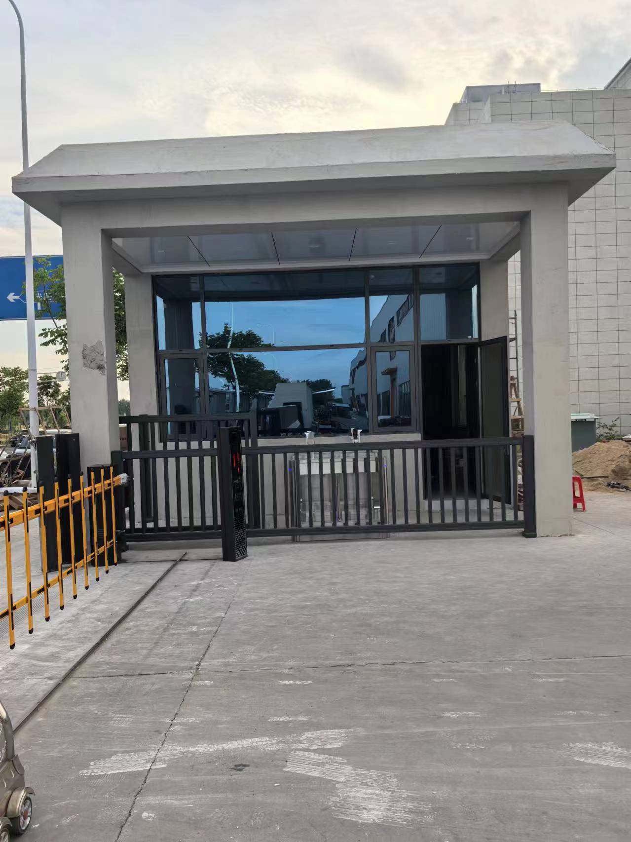 启东市道闸